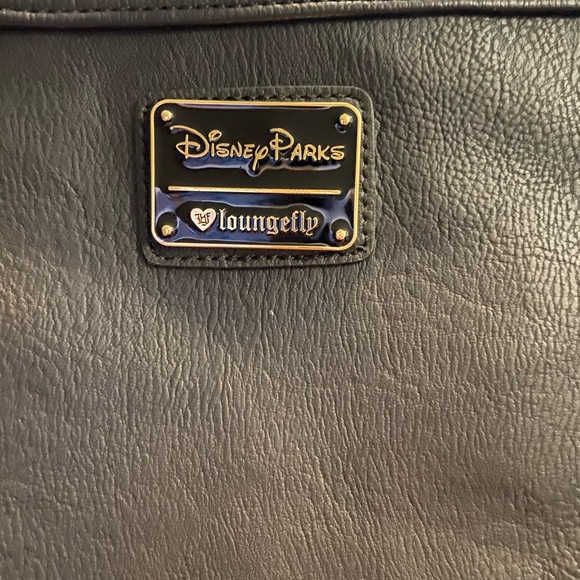 Brand new/ Never used Timothy Mouse (Dumbo) crossbody Loungefly bag - Picture 3 of 4